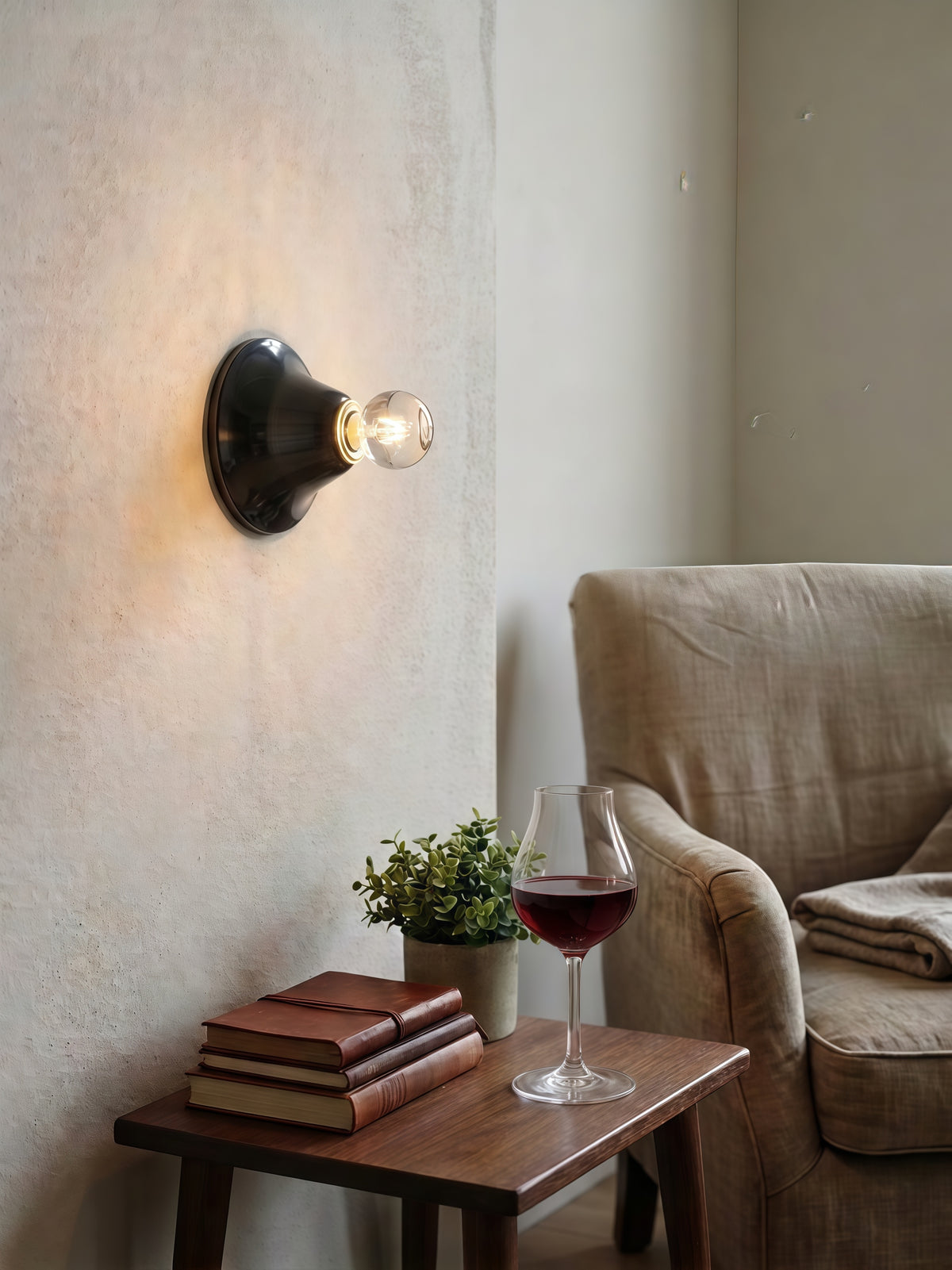 "Eclipse" Magnetic Wall Lamp